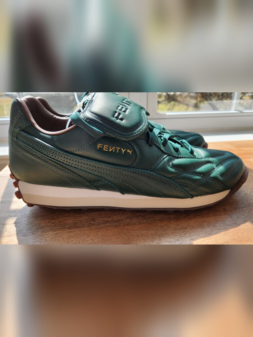 Fenty Beauty Womens Emerald Green Leather Low-Top Sneaker with Gold Logo